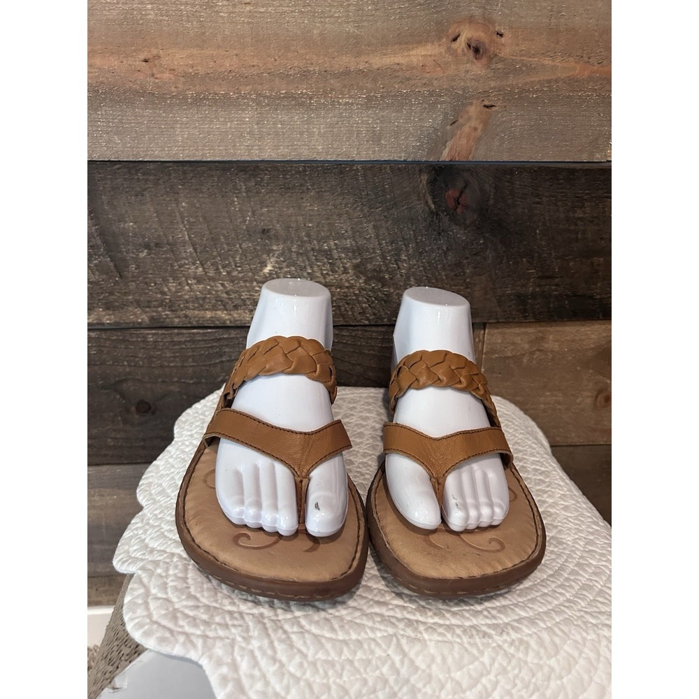 Born Joya‎ Sandals Braided Leather Thongs Cushioned Footbed Comfort Women's 10